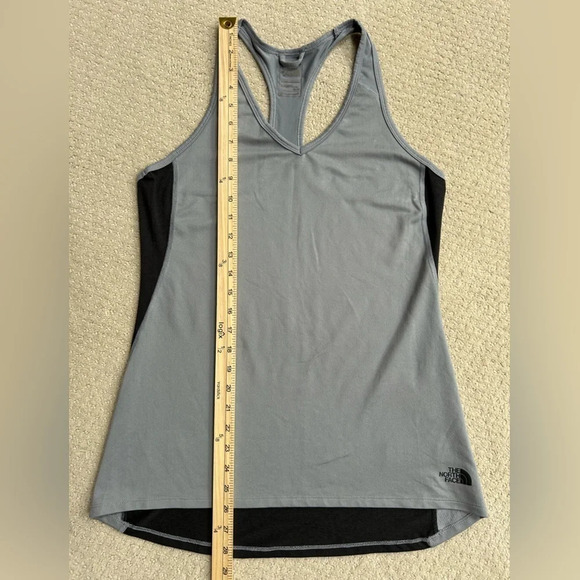 The North Face | Flash Dry Color block Women’s Racerback Tank Top, Size Medium - Picture 3 of 4